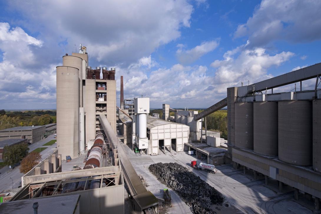 Blick auf das Zementwerk Ennigerloh Nord.