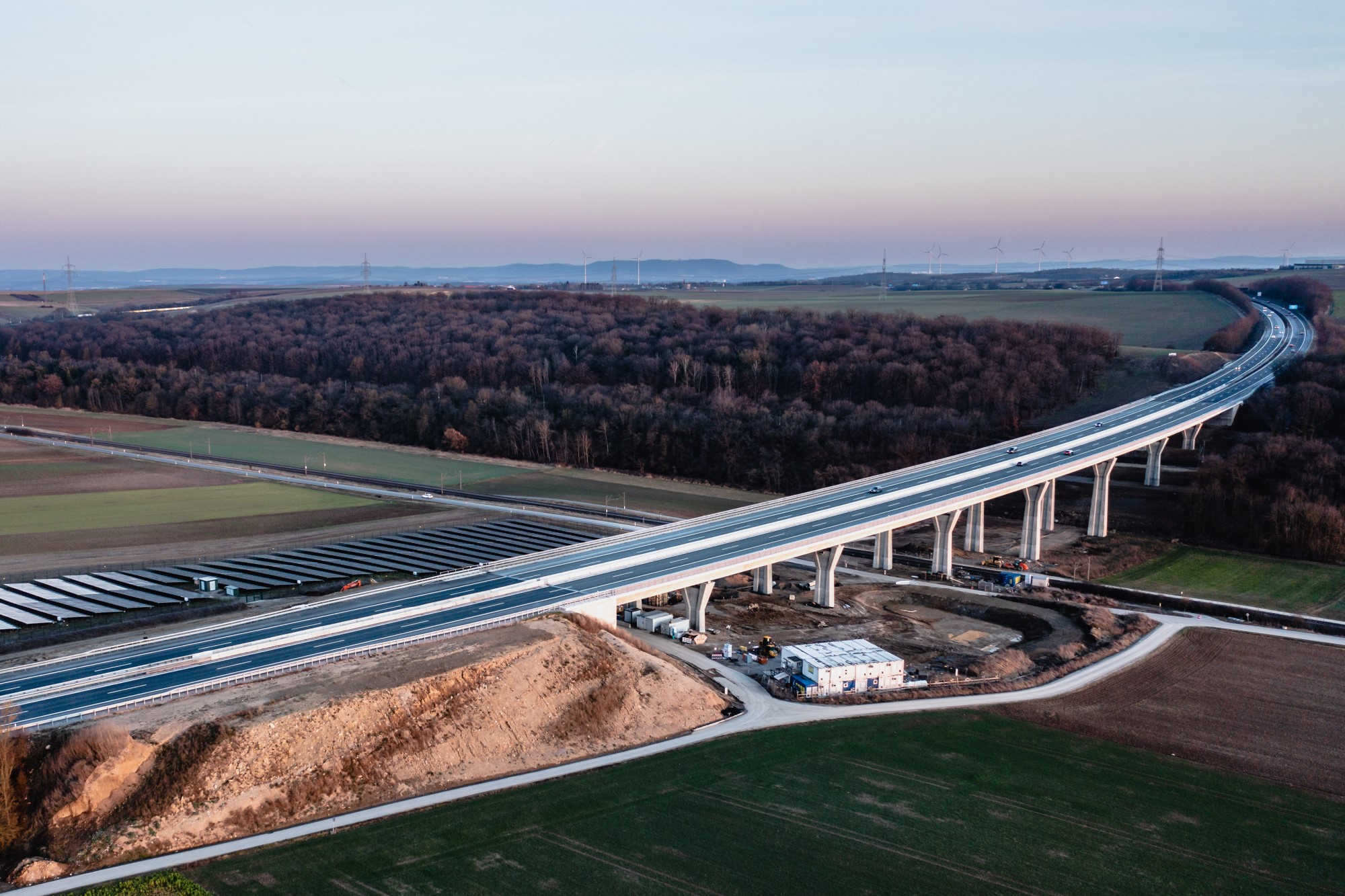 Luftaufnahme der Talbrücke Rothof