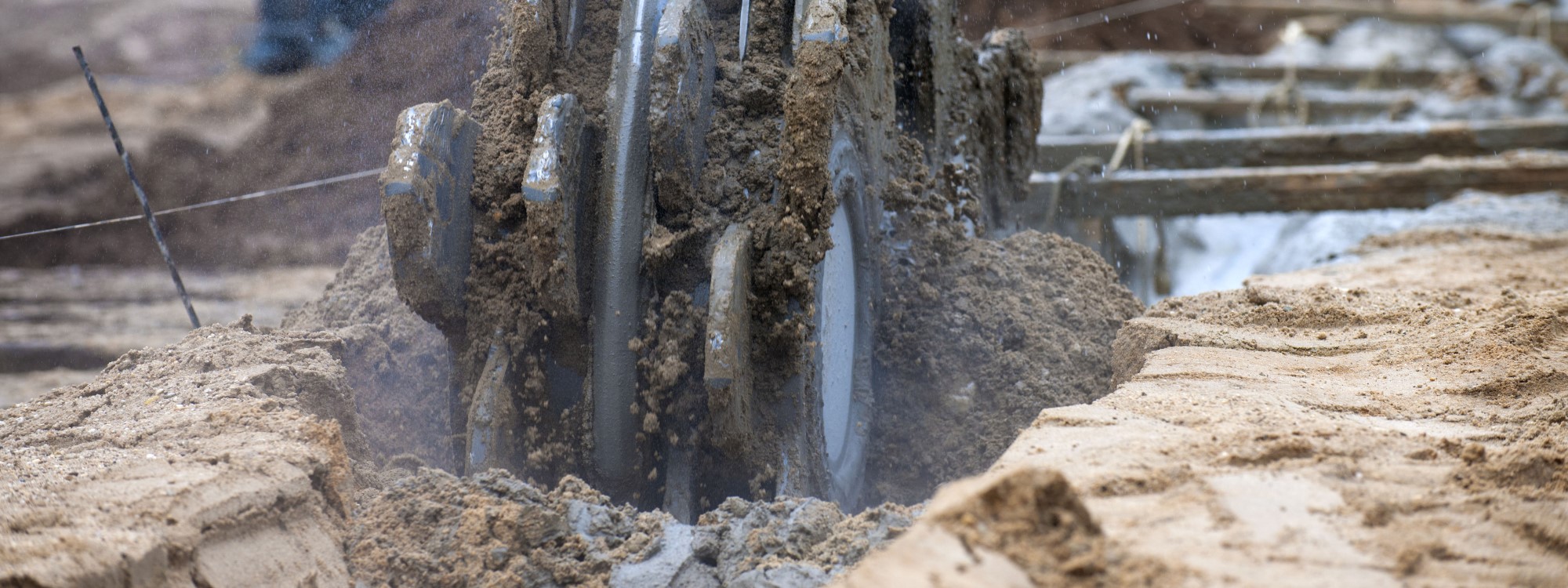 Heidelberg Materials produziert und vertreibt Spezialbaustoffe für eine Vielfalt von Anwendungsgebieten in den Bereichen Bergbau und Tiefbau.