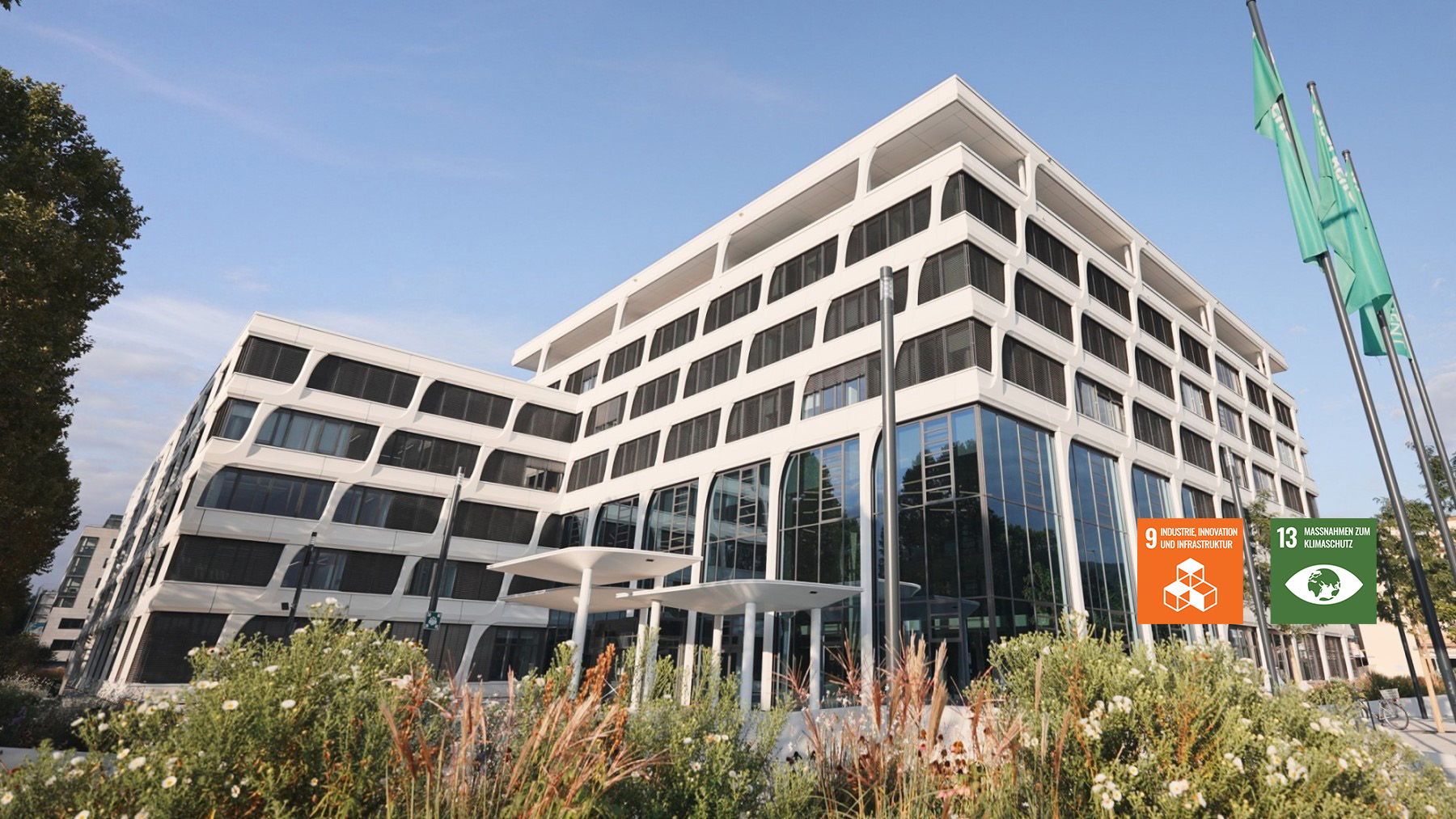 Klimaneutrales Bauen verlangt klimaneutrale Baustoffe. Heidelberg Materials hat sich selbst das Ziel gesetzt, spätestens 2050 klimaneutralen Beton anzubieten.