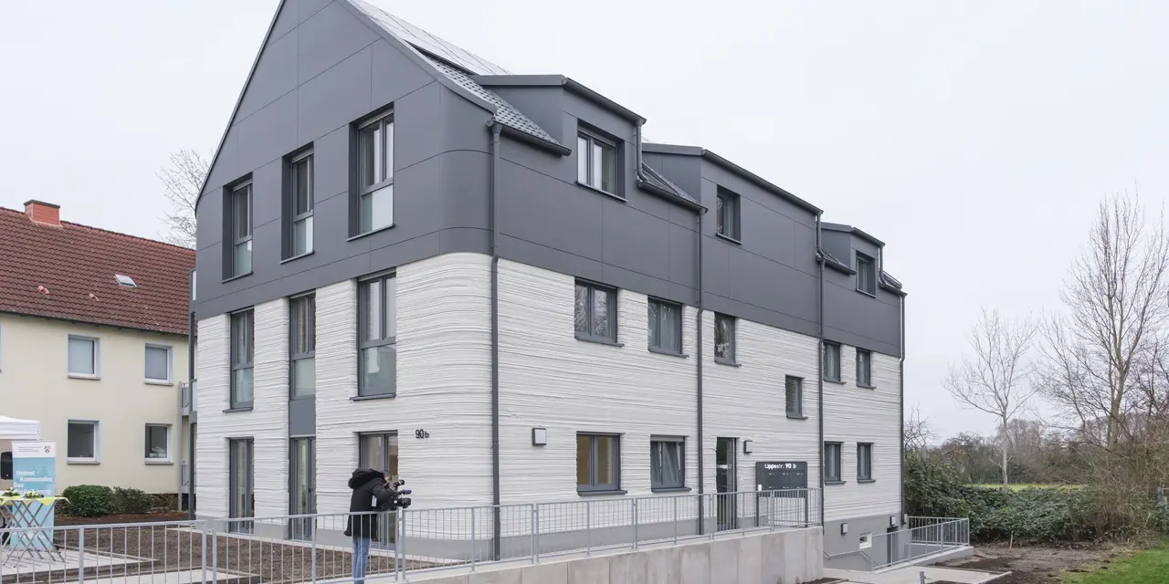 Deutschlands erstes öffentlich gefördertes Wohnhaus aus dem 3D-Drucker ist in Lünen, Nordrhein-Westfalen, fertiggestellt worden.