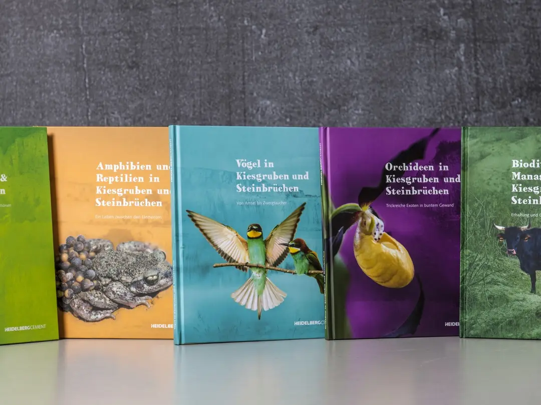 Die Ausgaben können kostenlos über unser Online-Bestellcenter bequem nach Hause bestellt werden.