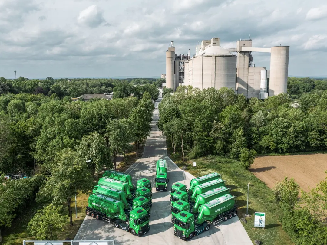 Bauen bzw. Baustoffe sind zentrale Themen, in erster Linie aber ist Heidelberg Materials ein Unternehmen aus der Region für die Region.