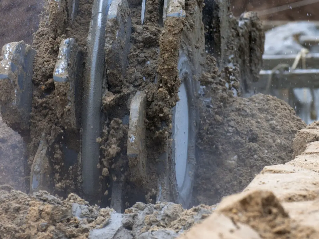 Heidelberg Materials produziert und vertreibt Spezialbaustoffe für eine Vielfalt von Anwendungsgebieten in den Bereichen Bergbau und Tiefbau.