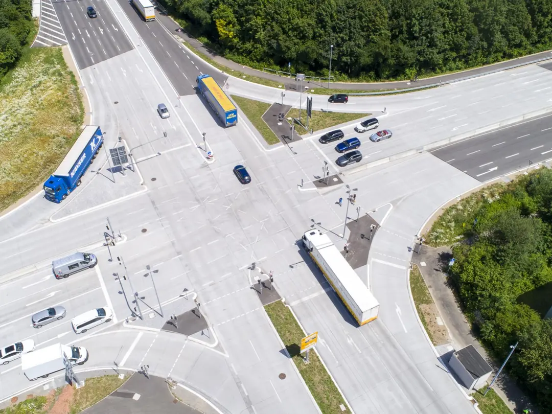 Verkehrsflächen aus Beton aufgrund hoher Verkehrsbelastung