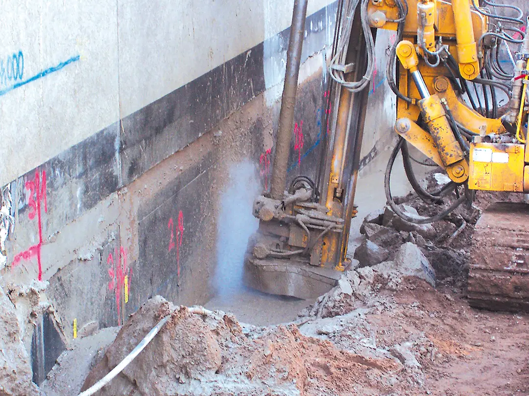 Jet-mix® - Produkte sind Baustoffe, die speziell für Hochdruckinjektionen (HDI, Jet Grouting) zur Unterfangung oder Nachgründung von Fundamenten entwickelt wurden.
