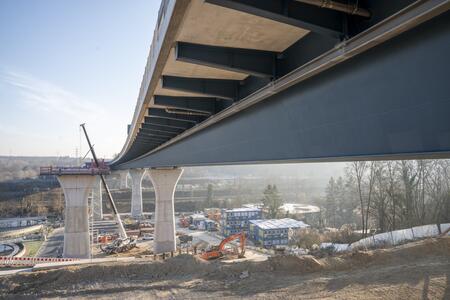 Neubau der Salzbachtalbrücke mit Beton von Heidelberg Materials