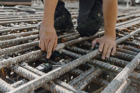 Druckfestigkeit messen mit Betonsensor