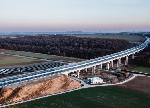 Luftaufnahme der Talbrücke Rothof